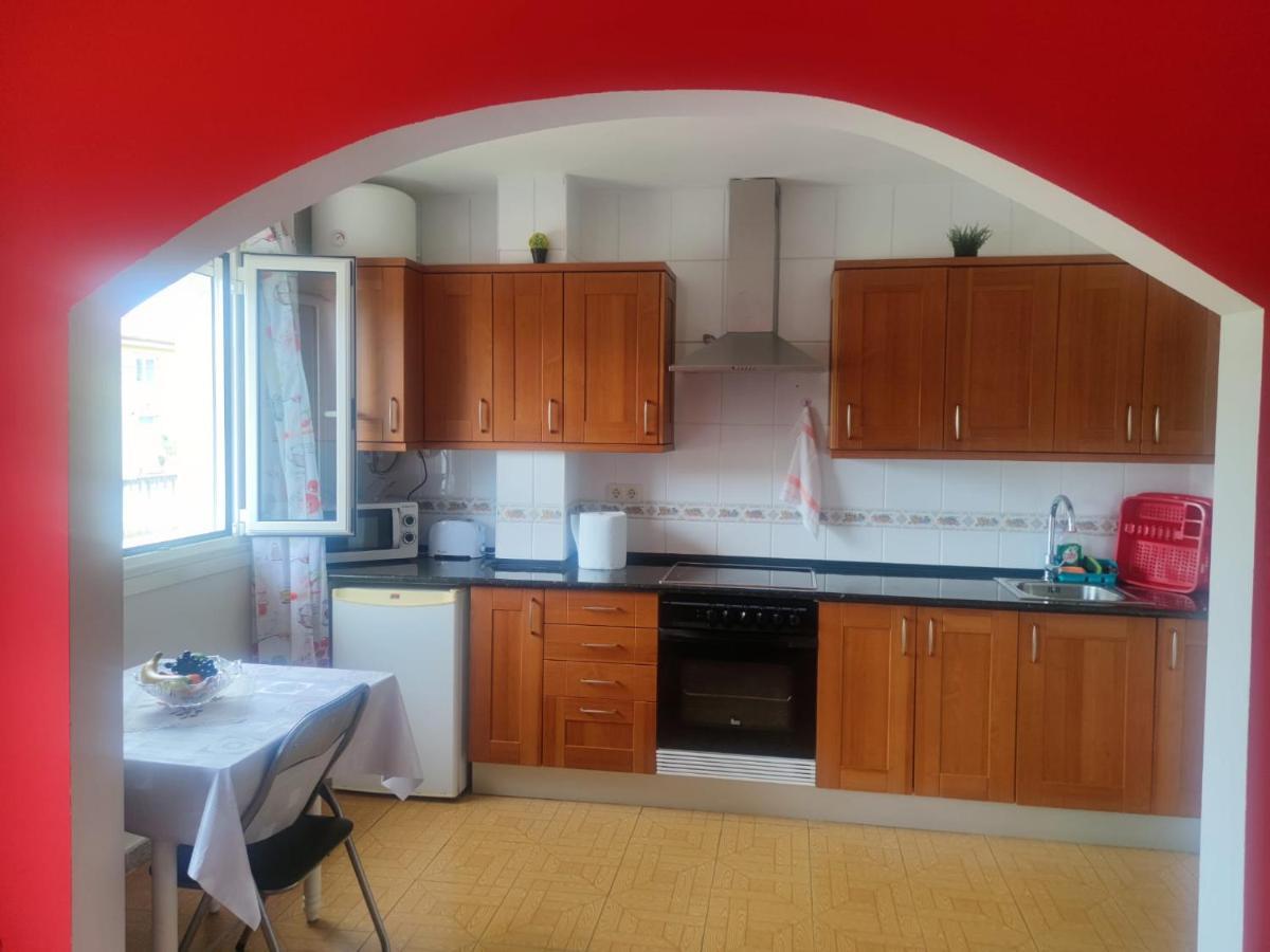 Apartamentos Turisticos Lemos O Pedrouzo Eksteriør billede