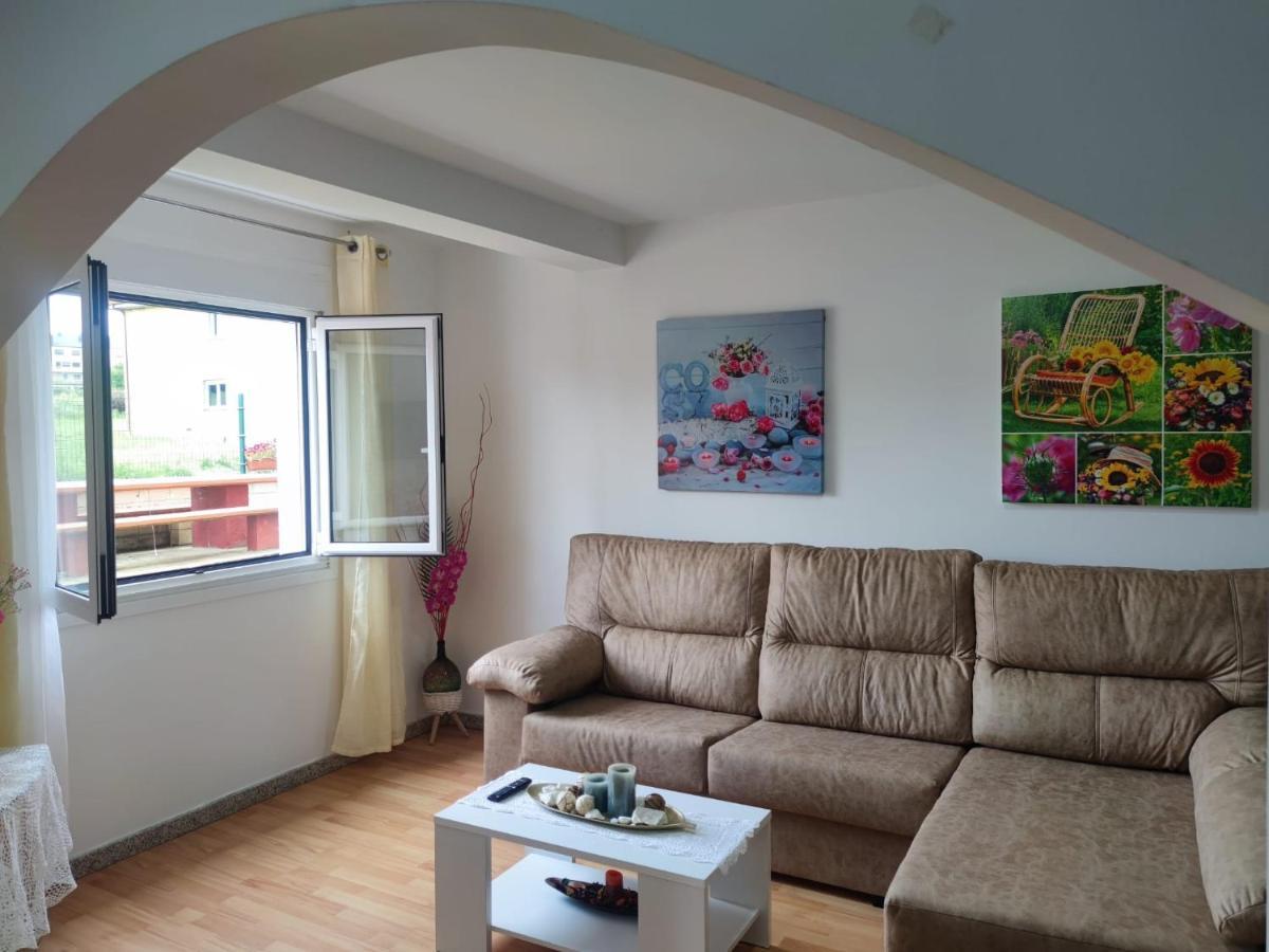 Apartamentos Turisticos Lemos O Pedrouzo Eksteriør billede